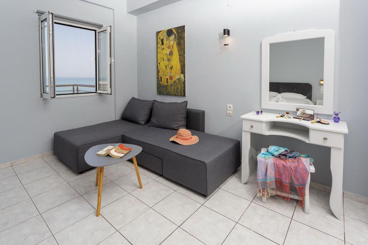 Sole Mare Seaside Apartments Γούβες Εξωτερικό φωτογραφία