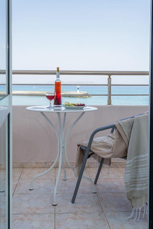 Sole Mare Seaside Apartments Γούβες Εξωτερικό φωτογραφία