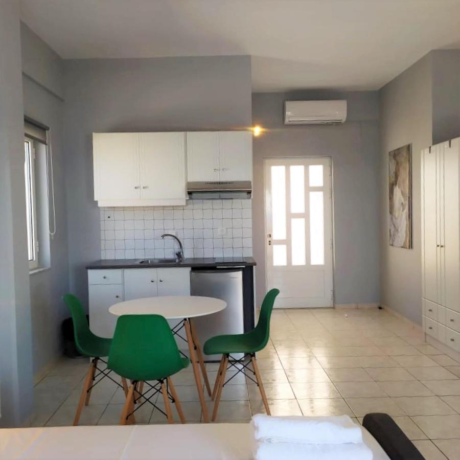 Sole Mare Seaside Apartments Γούβες Εξωτερικό φωτογραφία